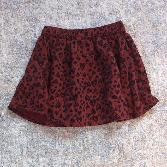 NWOT Old Navy Skater Skirt with Brown and Black Heart Print Size 2T - Picture 6 of 6